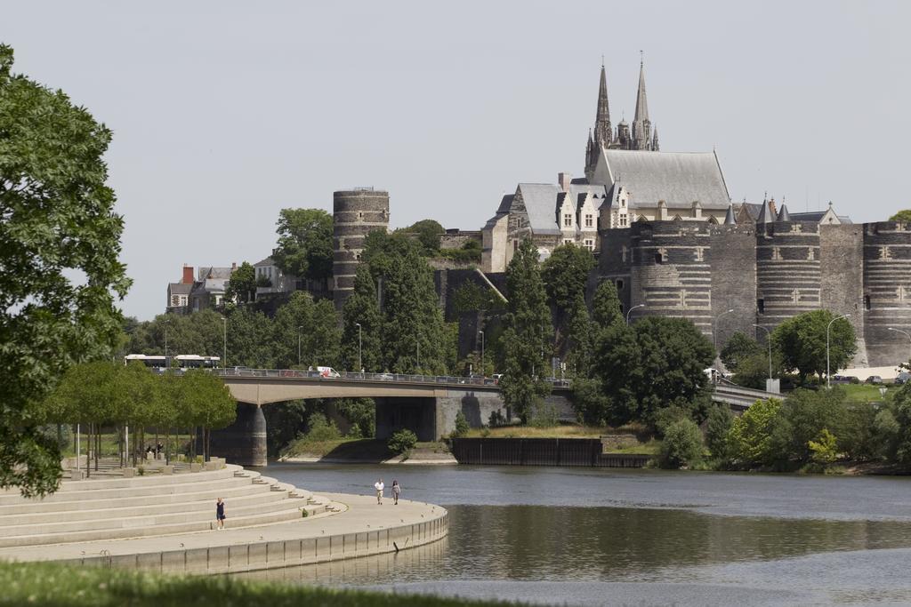 Kyriad Angers Ouest Beaucouzé Zewnętrze zdjęcie